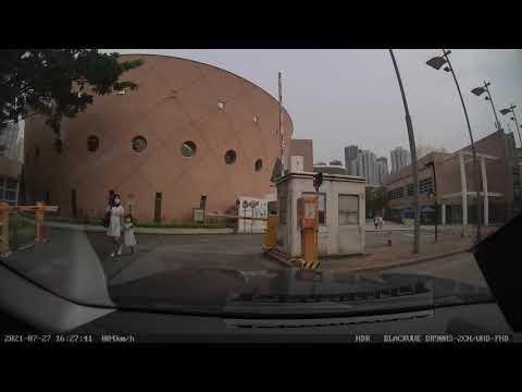 香港泊車好去處 - 將軍澳體育館停車場 (入)