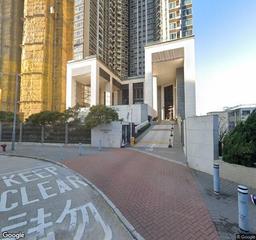 Peninsula East 停車場