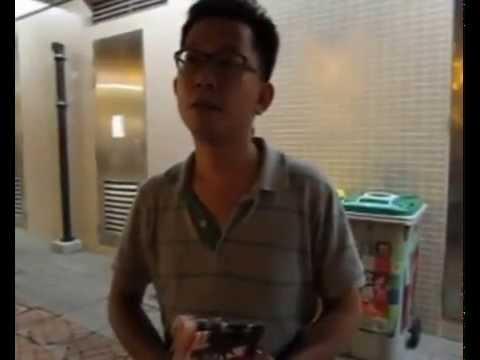 馬鞍山欣安村居民返家時被兩位自稱民建聯沙田支部男子騷擾,被屈在水箱貼「民建聯調查過無鉛水」的海報,及被屈打人,要即時報警.及後上網查明為民建聯社區幹事蔡惠誠及吳啟泰,有片作證20150808晚上11時