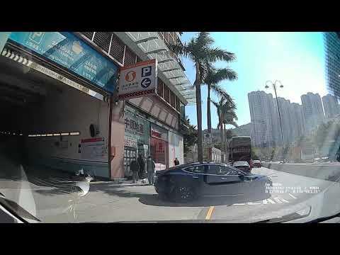 小西灣藍灣廣場停車場 (入) Island Resort Mall Carpark in Siu Sai Wan (In)