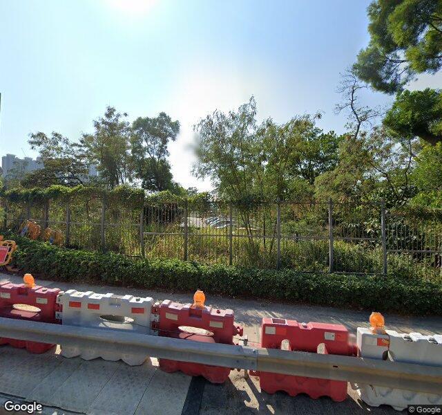 環保大道寵物公園停車場