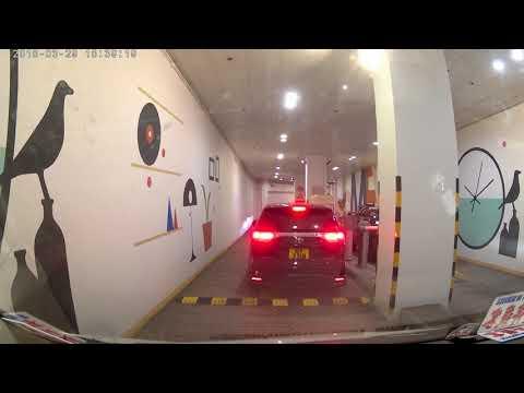 新城市中央廣場停車場（入）