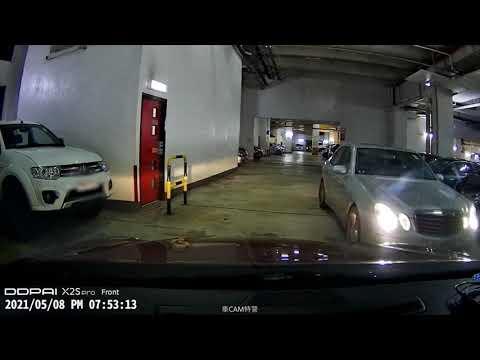 車CAM直擊 - 大埔新達廣場停車場逆線行車，不肯後退老馮要讓佢行