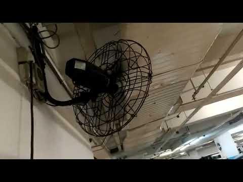 將軍澳坑口東港城停車場力大牌掛牆疏網牛角扇