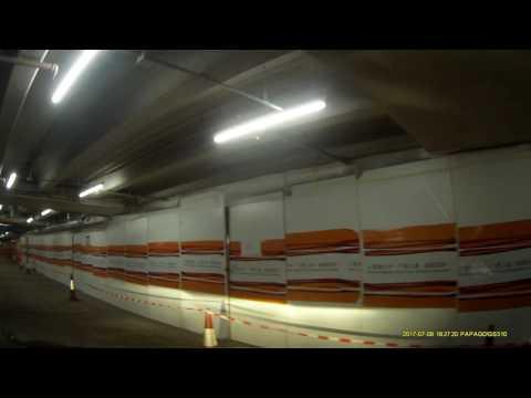 九龍灣KITEC國際展貿中心E-Max停車場 (入) E-Max, Kowloonbay International Trade & Exhibition Centre (In)