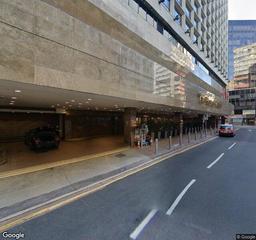 香港帝苑酒店停車場