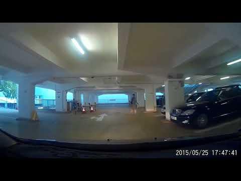 停車場系列：中環大會堂（出）City Hall car park