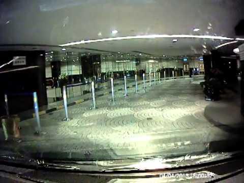 尖東康宏廣場停車場入口