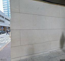 美國萬通大廈 YF Life Tower 停車場