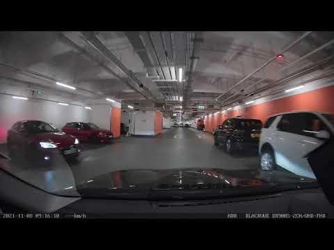 香港泊車好去處 - 高銀金融國際中心停車場 (入)