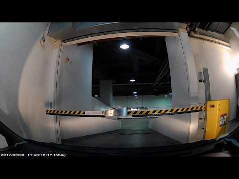 香港泊車好去處 - 現祟山商場停車場 (出)
