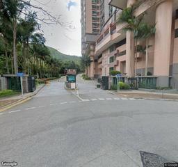 帝堡城停車場