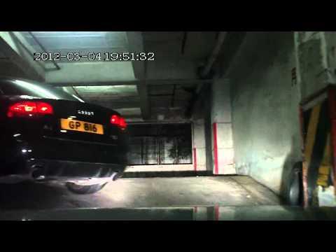 佐敦德興街伊利停車場
