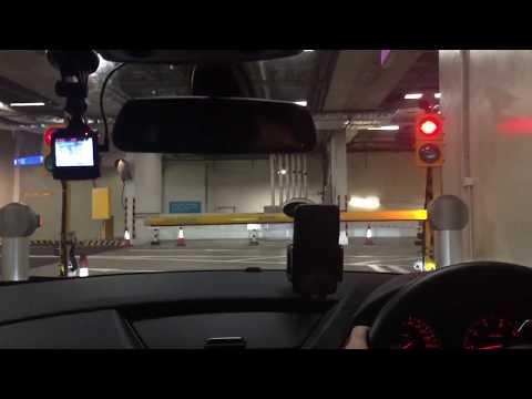 九龍灣區:E-max九龍灣國際展貿中心停車場 （出）