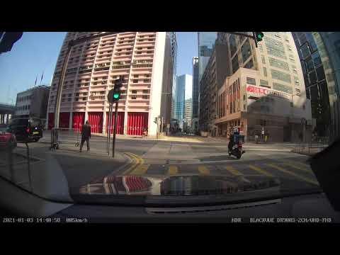 香港泊車好去處 - 北角政府合署停車場 (入)