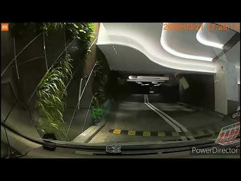 尖沙咀中間道H Zentre 停車場（入）