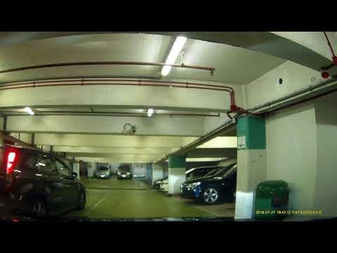 深水埗南山商場停車場 (入) Nam Shan Shopping Centre Carpark in Sham Shui Po (In)