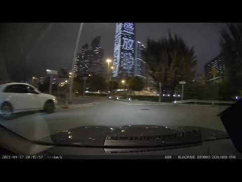 香港泊車好去處 - 西九文化區藝術公園（E區）停車場 (出)