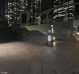 九龍站停車場