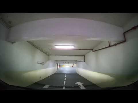 東城大廈停車場 East Town Building Car Park