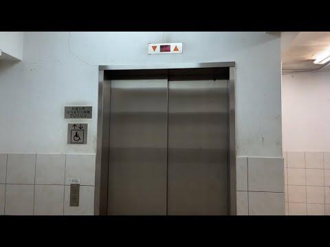 [Luckily！:p] 九龍灣德福廣場2期恒生中心迅達Schindler貨用升降機