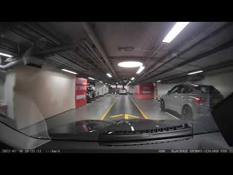 香港泊車好去處 - WTC世貿中心停車場 (出)