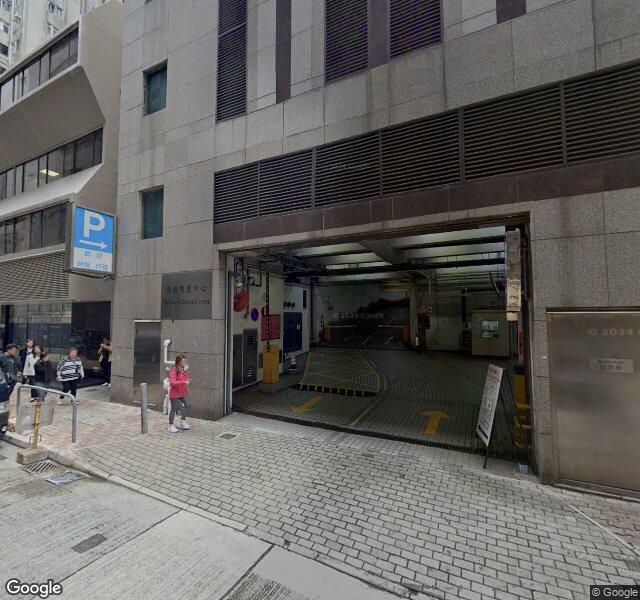新銀集團中心停車場