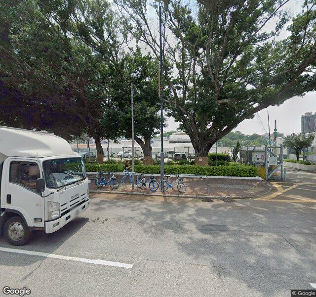 元朗游泳池停車場