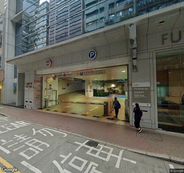 富利廣場停車場