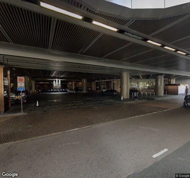 九龍東智選假日酒店停車場