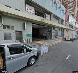 港利中心停車場