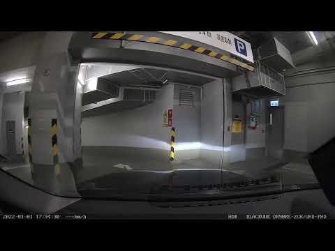 香港泊車好去處 - 天文臺道8號停車場 (入)