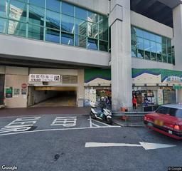 新翠商場停車場