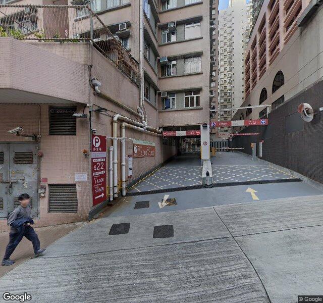 創業中心停車場