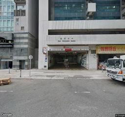 企業中心停車場