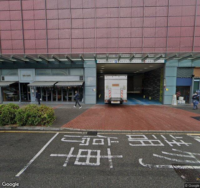 萬兆豐中心停車場