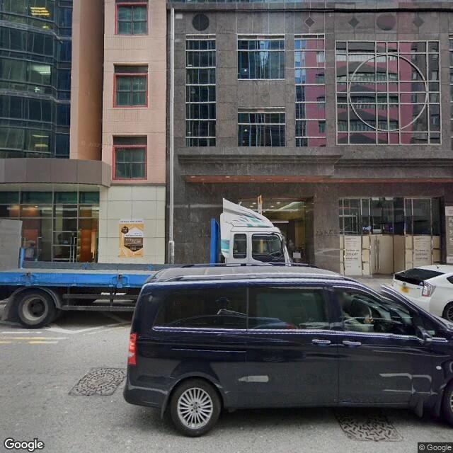訊科中心停車場