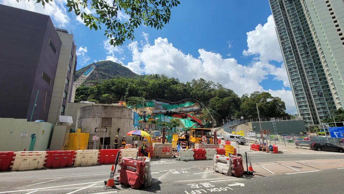 高翔苑停車場