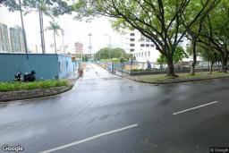 上水游泳池停車場