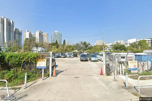 屯門屯義街露天停車場