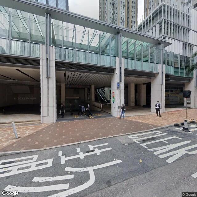 灣景中心大廈停車場