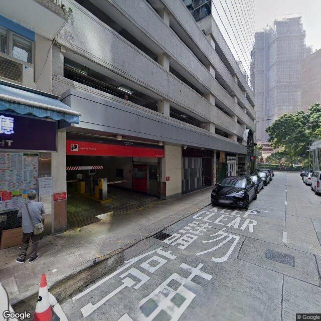 秀明中心停車場