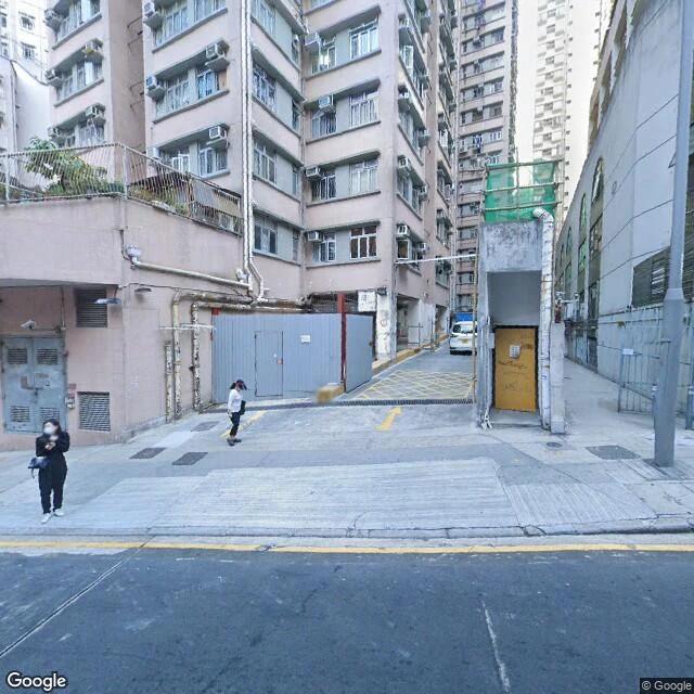 創業中心停車場