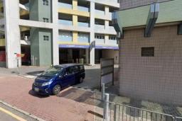 愛東商場停車場