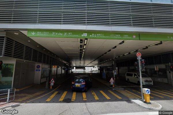 V city 停車場