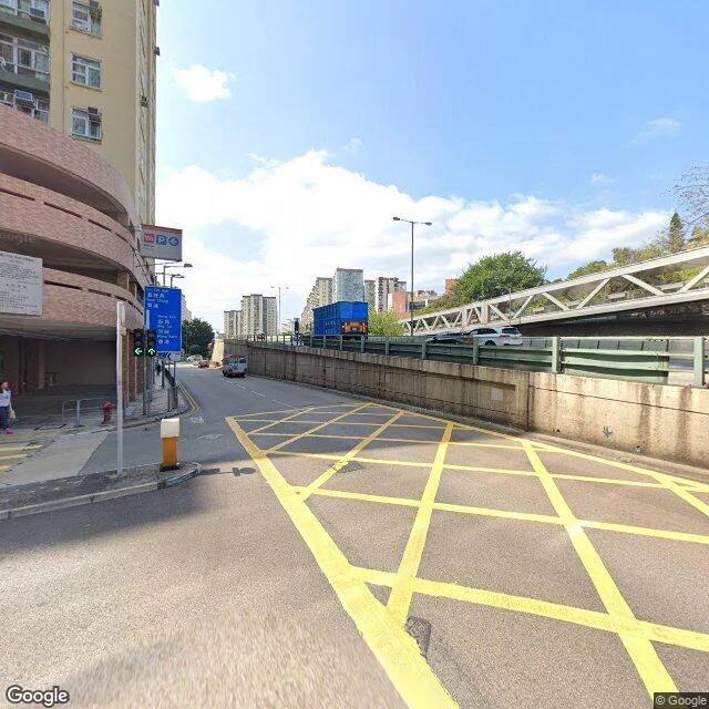 美孚新邨4期停車場