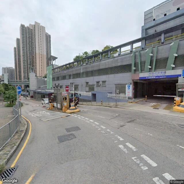 秀茂坪商場停車場