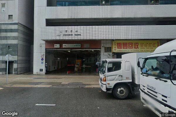 企業中心停車場