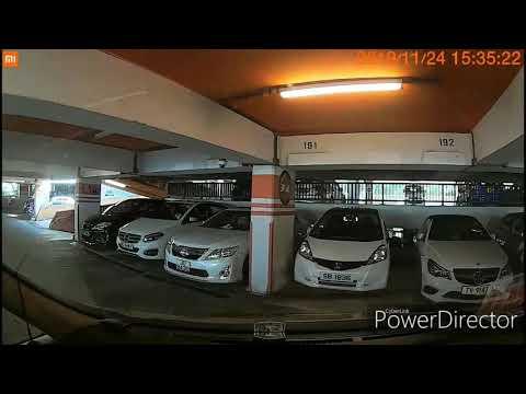 青衣青華苑停車場（出）