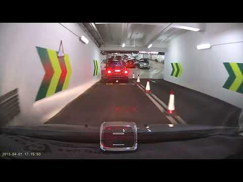 停車場系列：鑽石山荷里活廣場（入）